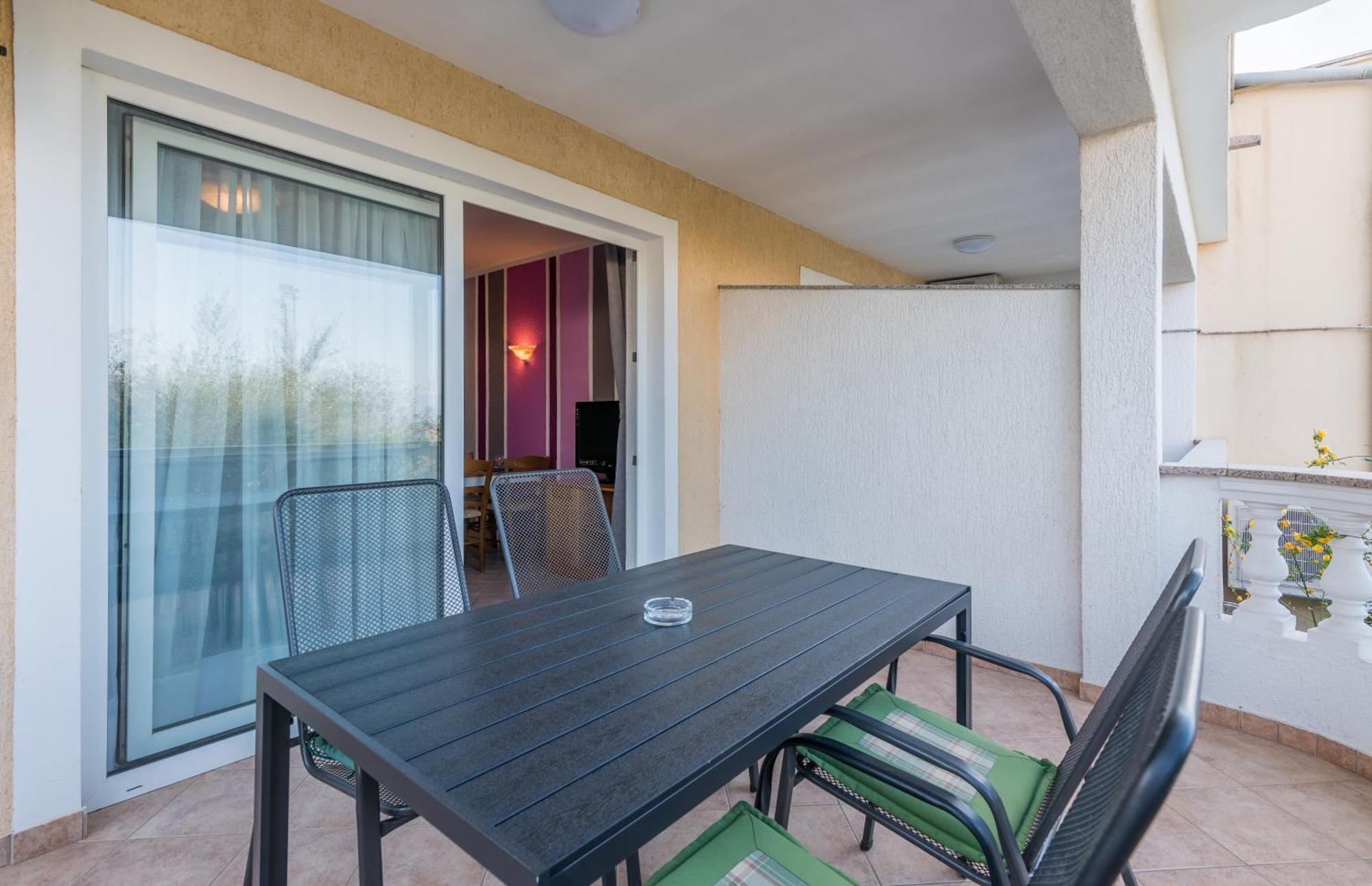 B&B Dujmovic Malinska Habitación foto
