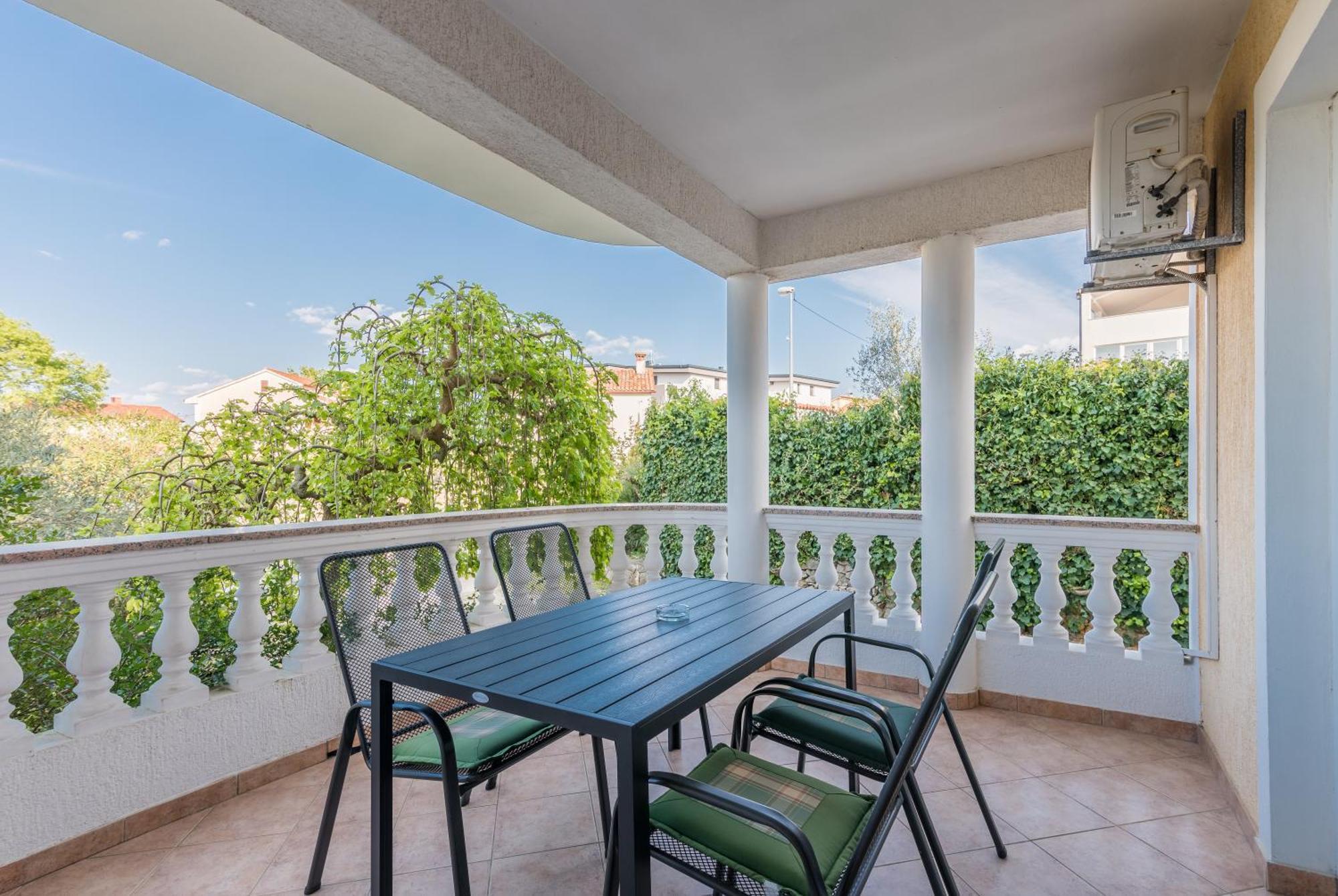 B&B Dujmovic Malinska Habitación foto