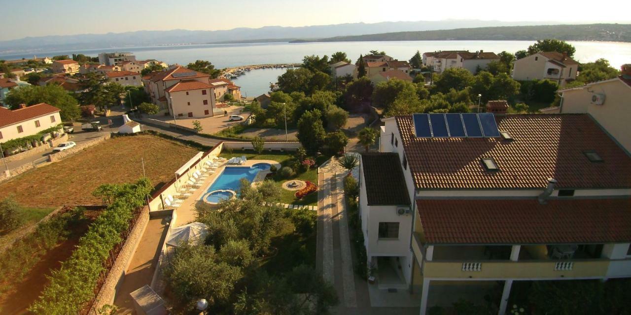 B&B Dujmovic Malinska Exterior foto